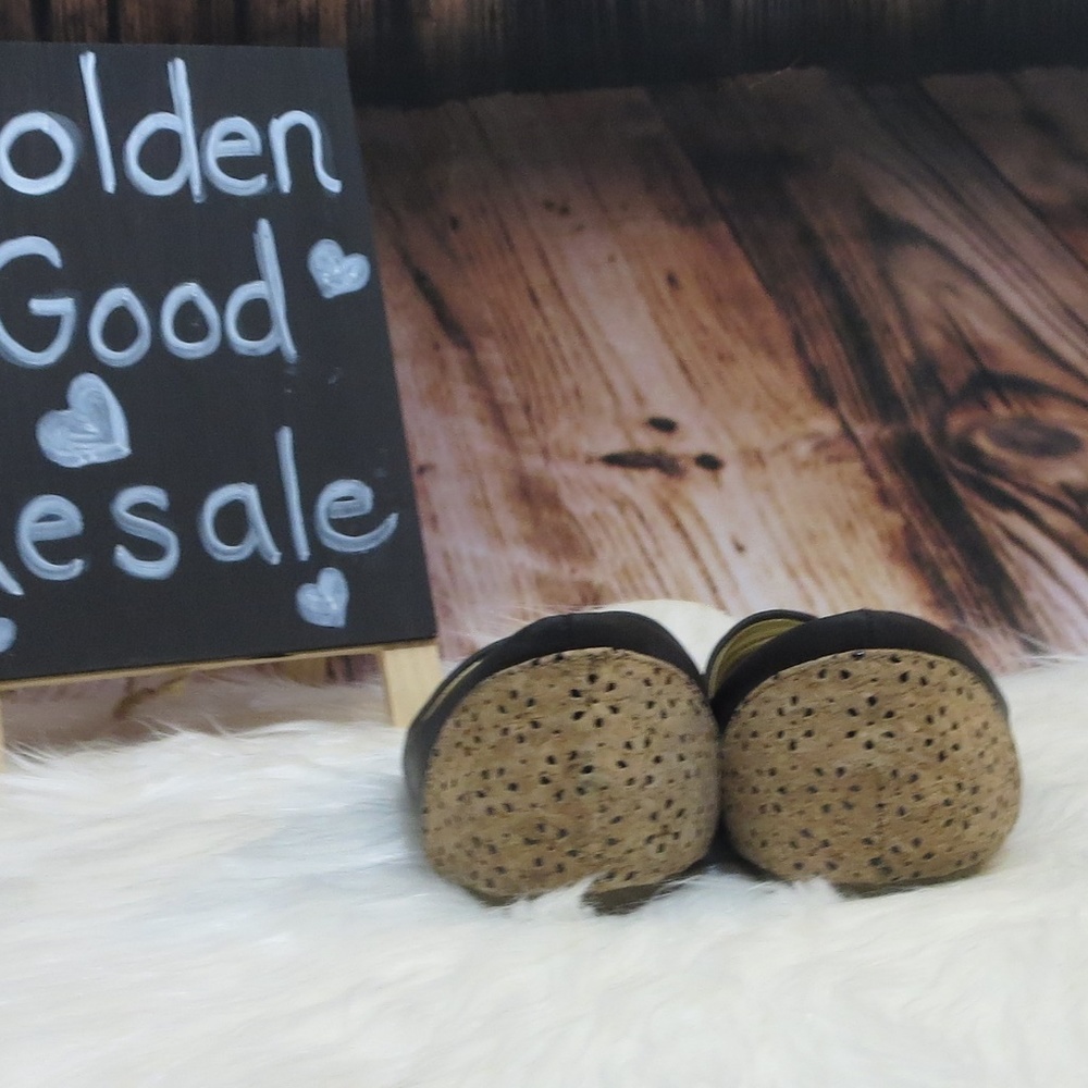 Makers Uniquely Yours *6.5*Cork/Black Flats - Picture 6 of 7